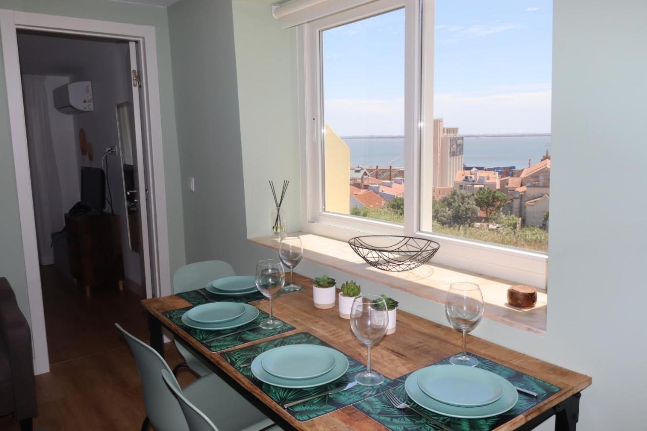 Lisbon, T2 Renewed Duplex With River View, Beato, Lisboa Exterior foto