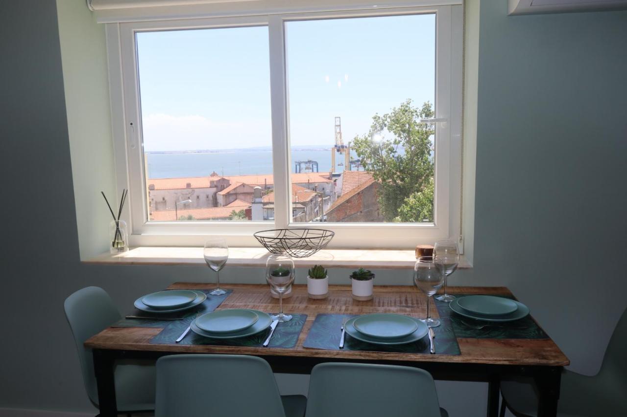 Lisbon, T2 Renewed Duplex With River View, Beato, Lisboa Exterior foto