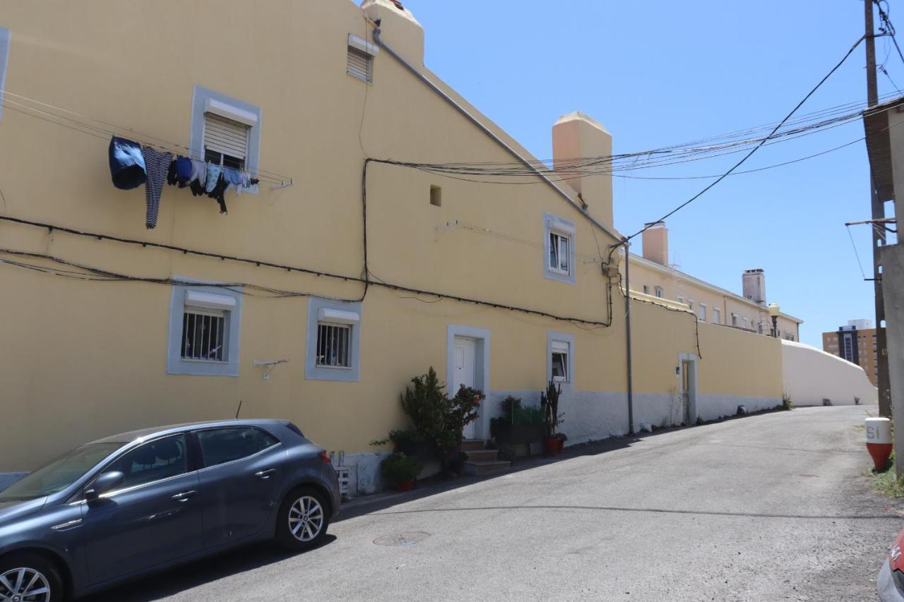 Lisbon, T2 Renewed Duplex With River View, Beato, Lisboa Exterior foto