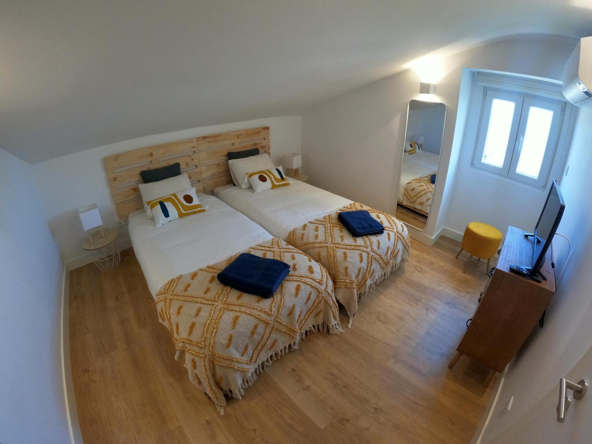 Lisbon, T2 Renewed Duplex With River View, Beato, Lisboa Exterior foto
